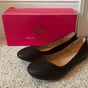 size 9 black DREAM PAIRS flats